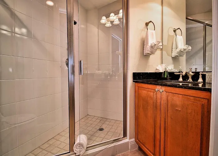 Brightwater Point 206 Beautiful Water Views 23063 Apartment *
